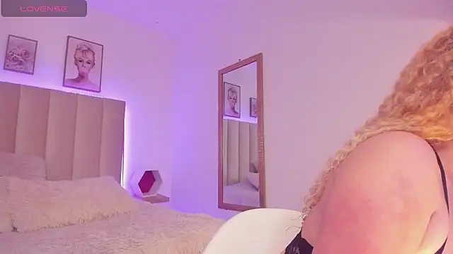 Snapshot of Sasha_belova chatting on February 22, 11:46 am Sasha belova online show from February 22, 11:46 am