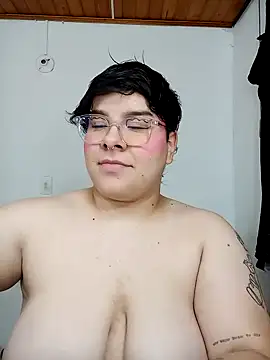 amalia love online show from December 19, 8:13 am