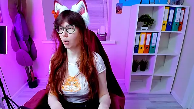 CarolGiggly online show from September 23, 5:54 am