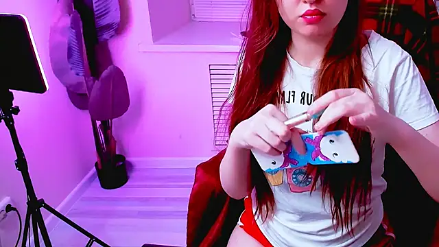 CarolGiggly online show from October 19, 12:11 am