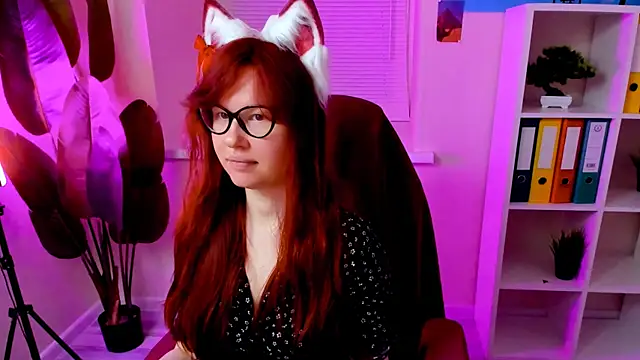 CarolGiggly online show from November 13, 9:36 pm