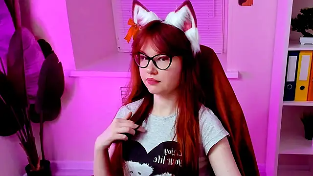 CarolGiggly online show from November 17, 8:36 pm