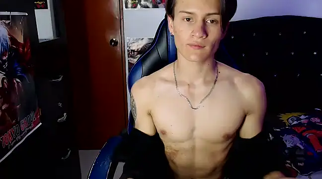 Snapshot of sr_jaeger chatting on March 4, 12:07 am sr jaeger online show from March 4, 12:07 am