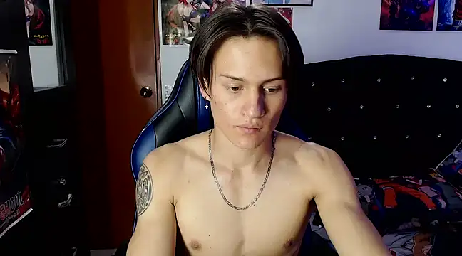 Snapshot of sr_jaeger chatting on March 6, 11:09 pm sr jaeger online show from March 6, 11:09 pm