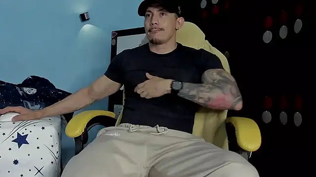 Alex motta online show from January 17, 4:17 am