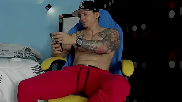 Alex motta online show from February 15, 4:53 am