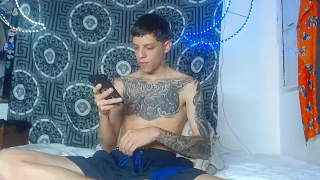 Snapshot of Adam_hard_ chatting on November 21, 4:49 pm Adam hard online show from November 21, 4:49 pm