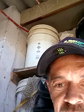 Snapshot of whitevegas69 chatting on November 2, 11:56 am whitevegas69 online show from November 2, 11:56 am