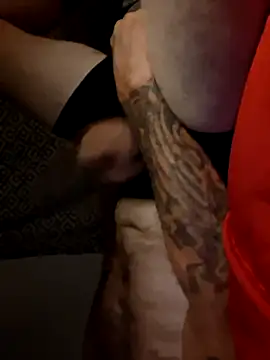 Snapshot of Cantufamily1979 chatting on September 12, 9:42 am Cantufamily1979 online show from September 12, 9:42 am