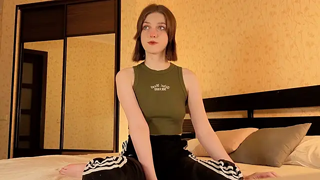 Snapshot of Sweet_Paradox chatting on November 29, 12:13 am Sweet Paradox online show from November 29, 12:13 am