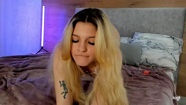 ShySonya online show from February 3, 5:14 pm