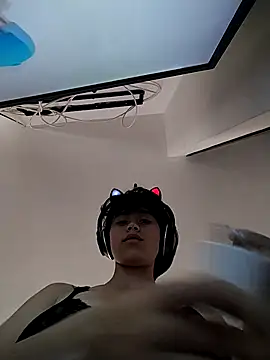 Alexandra 65 online show from October 4, 4:05 pm