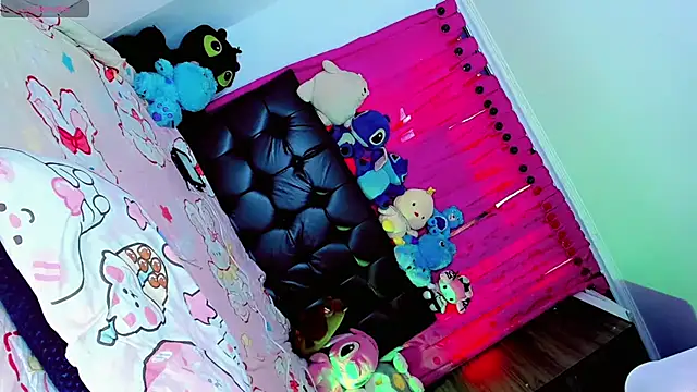 Thalia girl21 online show from February 9, 8:24 pm