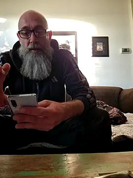 Kingsscepter online show from April 23, 6:10 pm