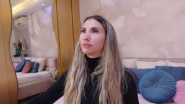 JullyBlair online show from October 8, 4:10 am