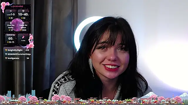 Snapshot of AveryWillow chatting on March 23, 12:36 am AveryWillow online show from March 23, 12:36 am