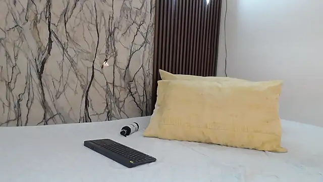 MartinaGuzmann online show from March 6, 7:57 am