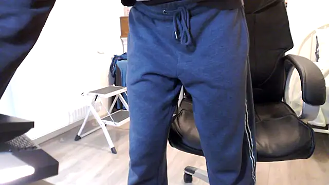 SteveStiffbone online show from February 27, 8:20 pm