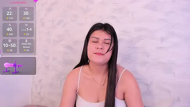 Snapshot of Elalove_ chatting on October 30, 8:27 am Elalove online show from October 30, 8:27 am