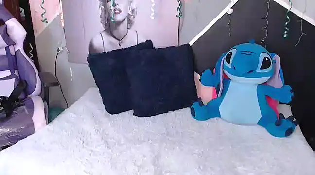 Samanta james19 online show from March 13, 8:22 pm