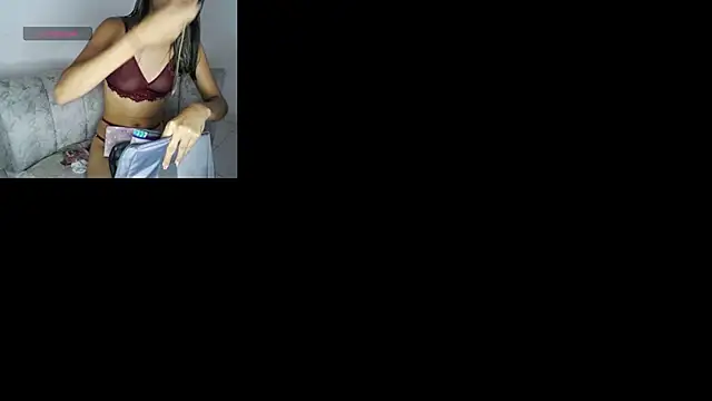 Snapshot of AMBER_LOVE22 chatting on March 7, 6:54 pm AMBER LOVE22 online show from March 7, 6:54 pm