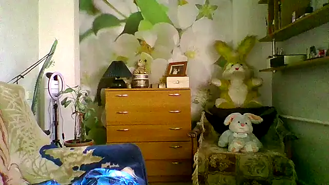Snapshot of maritanna chatting on January 14, 5:40 am maritanna online show from January 14, 5:40 am