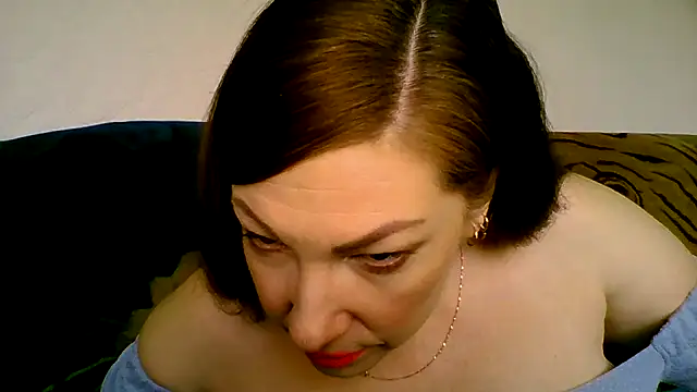 Snapshot of maritanna chatting on March 5, 5:50 am maritanna online show from March 5, 5:50 am