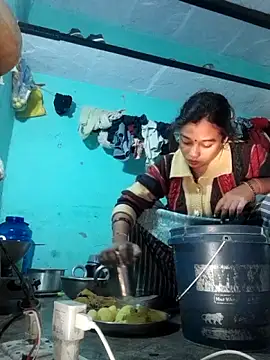 Surajpuja79 online show from December 5, 3:59 am