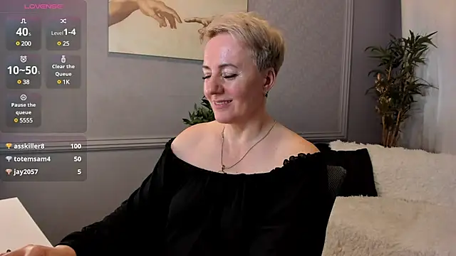 Nika Smit online show from March 15, 2:23 pm