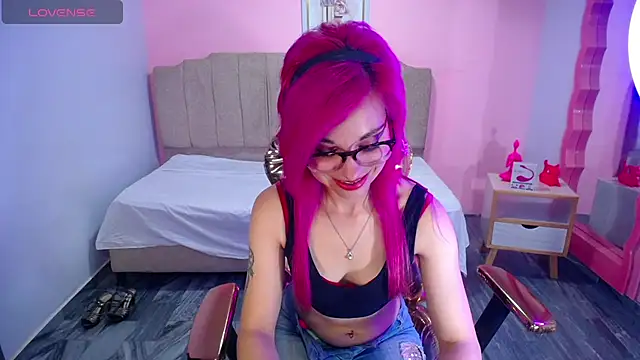 Snapshot of abril_ch_ chatting on September 27, 10:42 am abril ch online show from September 27, 10:42 am