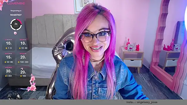 Snapshot of abril_ch_ chatting on October 13, 10:59 am abril ch online show from October 13, 10:59 am