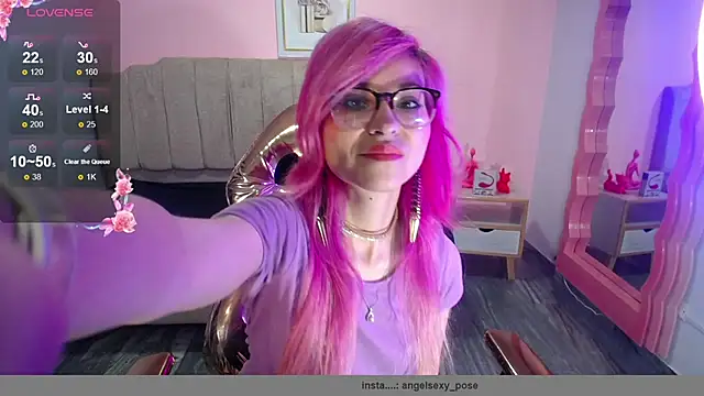 Snapshot of abril_ch_ chatting on October 18, 10:38 am abril ch online show from October 18, 10:38 am