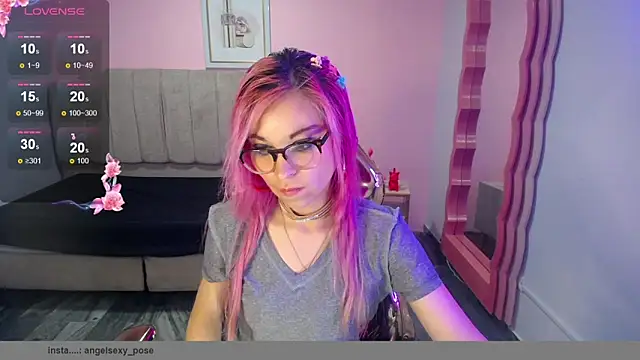 abril ch  online show from October 25, 10:45 am