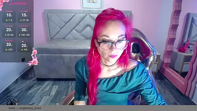 abril ch  online show from December 5, 10:46 am