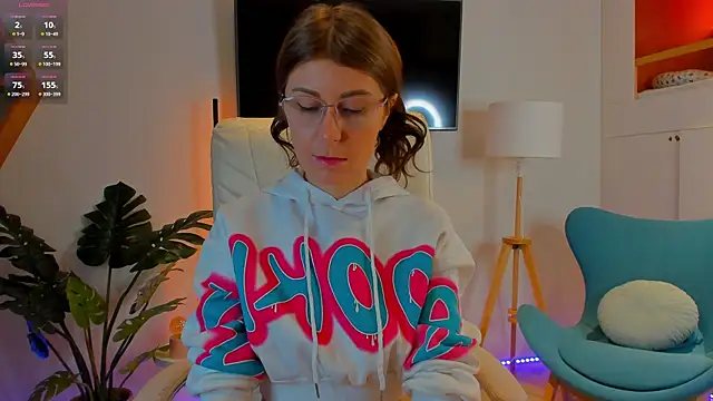 Hailey Green online show from March 25, 10:27 pm