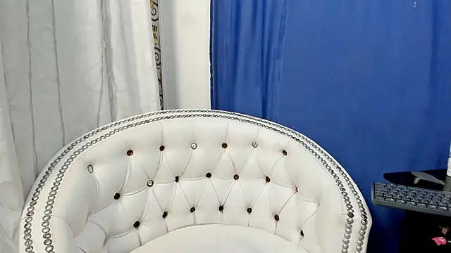 Snapshot of Analia18_ chatting on January 11, 3:31 pm Analia18 online show from January 11, 3:31 pm