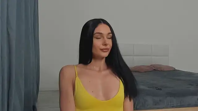 IvyKaelani online show from March 10, 6:45 pm