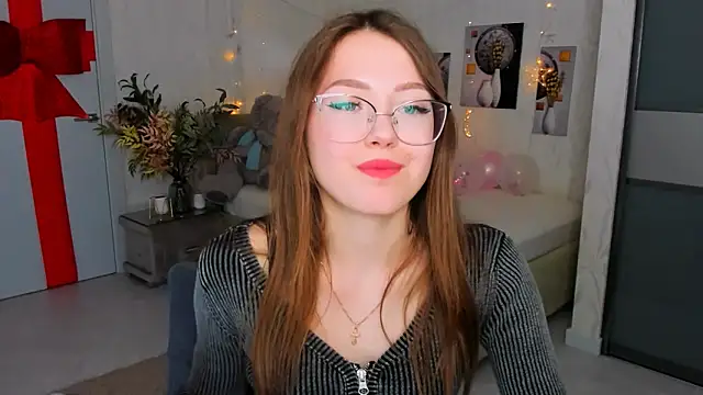 SereneFlame online show from February 20, 4:03 pm