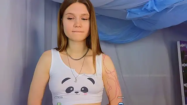 AlisiaSpinnet  online show from January 9, 1:35 pm