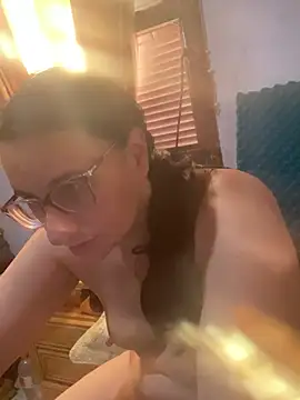 gloria7v05 online show from March 11, 11:55 am