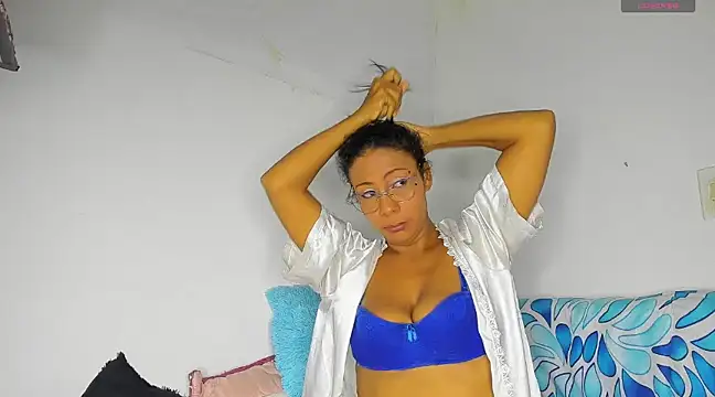 Snapshot of Nenita_Hot_ chatting on March 14, 3:48 am Nenita Hot online show from March 14, 3:48 am