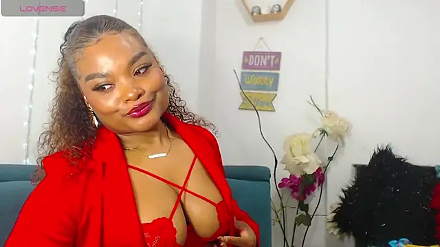 Snapshot of gianna_smith chatting on February 14, 1:29 pm gianna smith online show from February 14, 1:29 pm