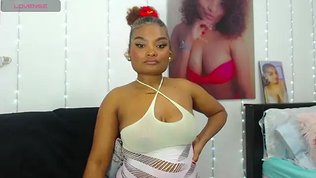 Snapshot of gianna_smith chatting on March 20, 9:26 am gianna smith online show from March 20, 9:26 am
