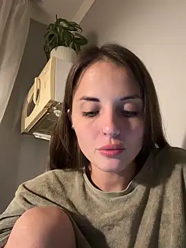 AmiLavs online show from September 22, 8:22 pm