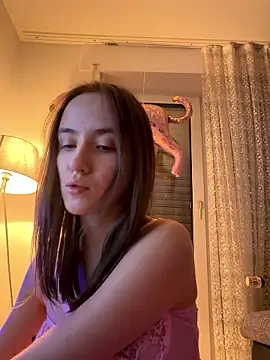 EmilyWi  online show from January 18, 7:06 pm