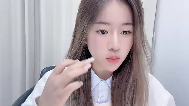 chloe-01 online show from January 22, 12:27 pm