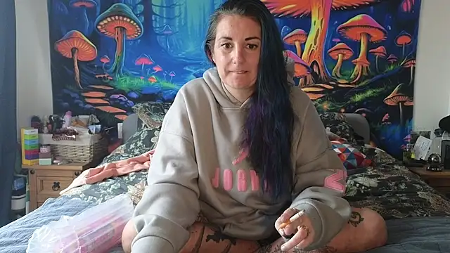 tattoomilf86 online show from February 13, 2:42 pm