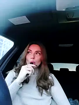 Snapshot of Gabriella_Hot_ chatting on December 13, 2:10 am Gabriella Hot online show from December 13, 2:10 am