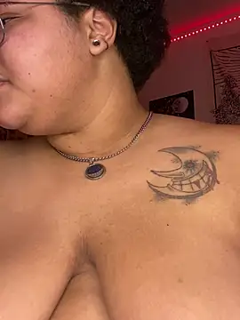 Snapshot of Ectorius chatting on January 28, 7:11 am Ectorius online show from January 28, 7:11 am