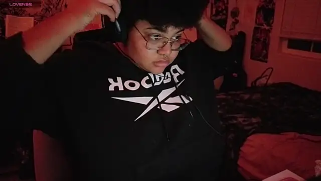 Snapshot of Ectorius chatting on October 24, 1:13 am Ectorius online show from October 24, 1:13 am